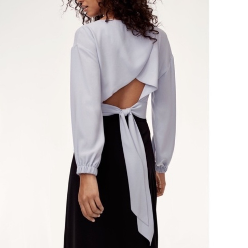 ARITZIA WILFRED Black Blouse Long Sleeve Open Back Tie Crop S Small EUC